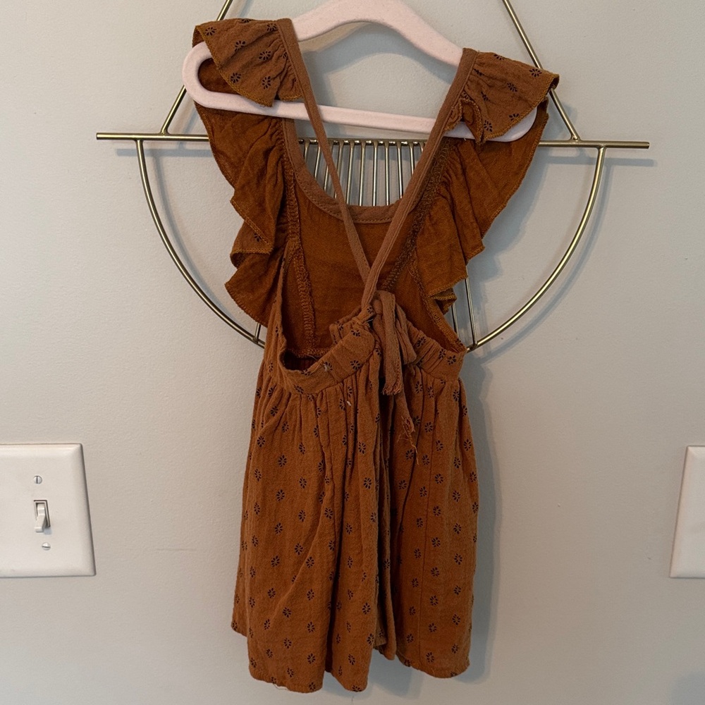 Brown Ruffled Dress with Floral Pattern - Picture 2 of 4